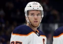 «Команда «Эдмонтон» — не самая жесткая», — считает эксперт НХЛ, прокомментировав ситуацию с ударом Макдэвида по лицу.