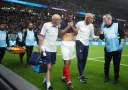 Защитник сборной Франции Эрнандес перенес операцию. Он порвал крестообразную связку в первом матче ЧМ
