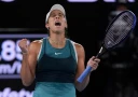 Мэдисон Киз из США выигрывает корону Australian Open у первой ракетки мира Арины Соболенко