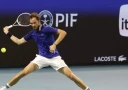 Даниил Медведев одерживает 350-ю победу и выходит в четвертьфинал Майами.