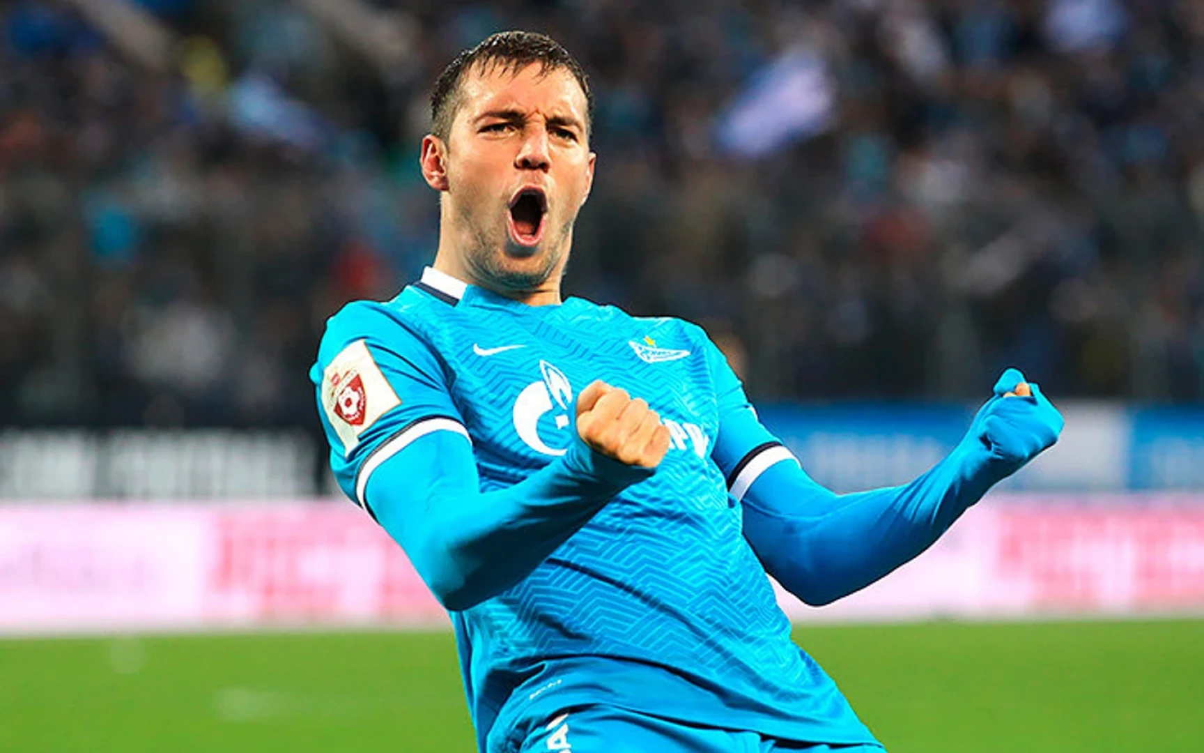 Величайшие предательства в истории футбола: Топ-5 игроков, выбравших сторону врага