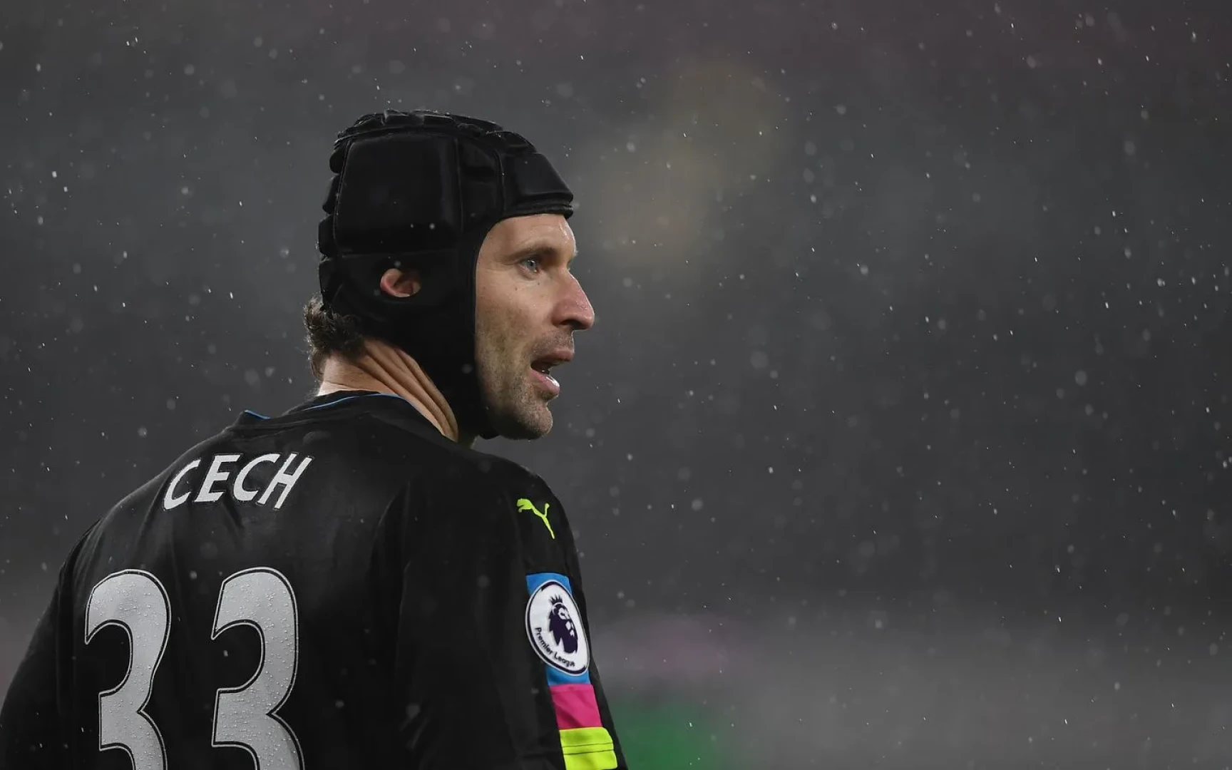 Как Петр Чех пережил смертельную травму, чтобы стать легендой в шлеме