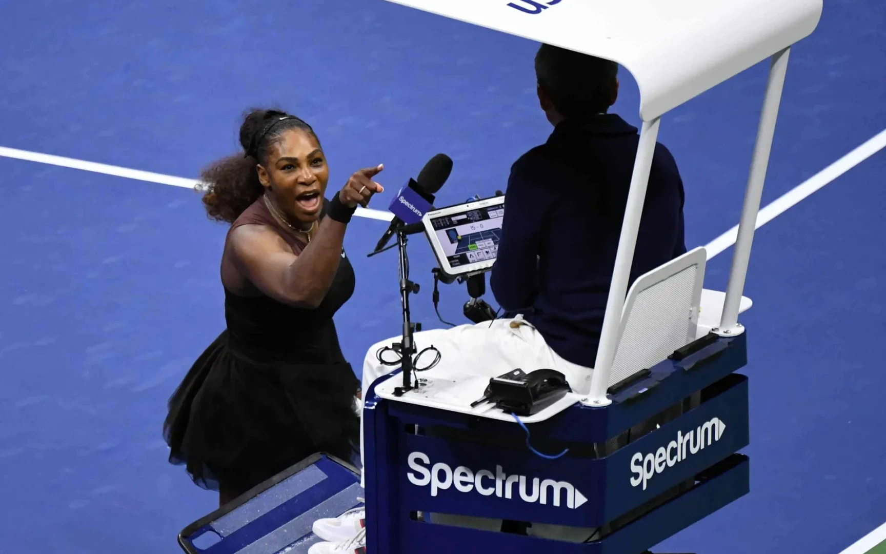 «Вы вор и лжец!»: Хроника самого грязного скандала в карьере Серены Уильямс