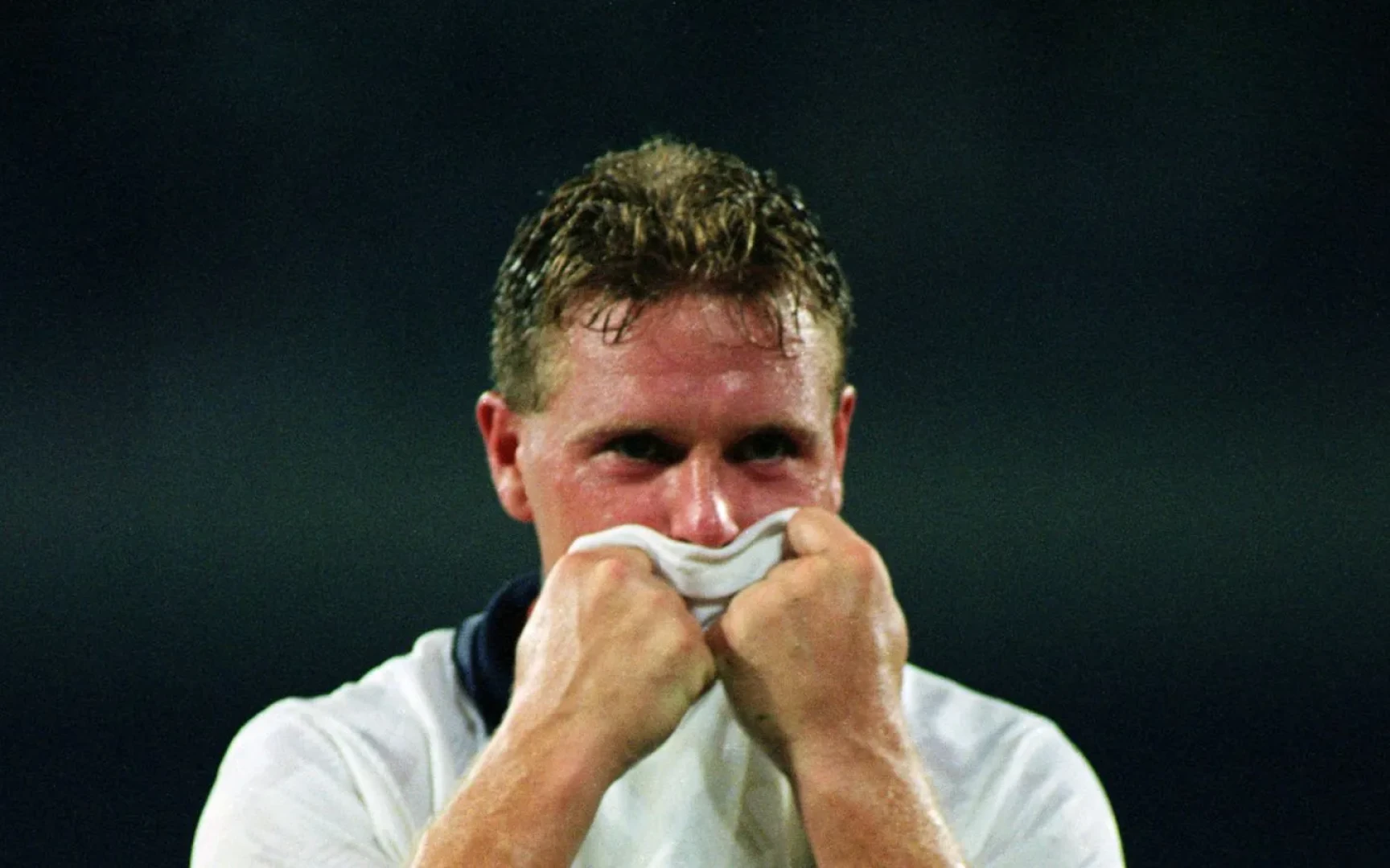 Слезы Газзы: Как одна желтая карточка на ЧМ-1990 навсегда изменила английский футбол