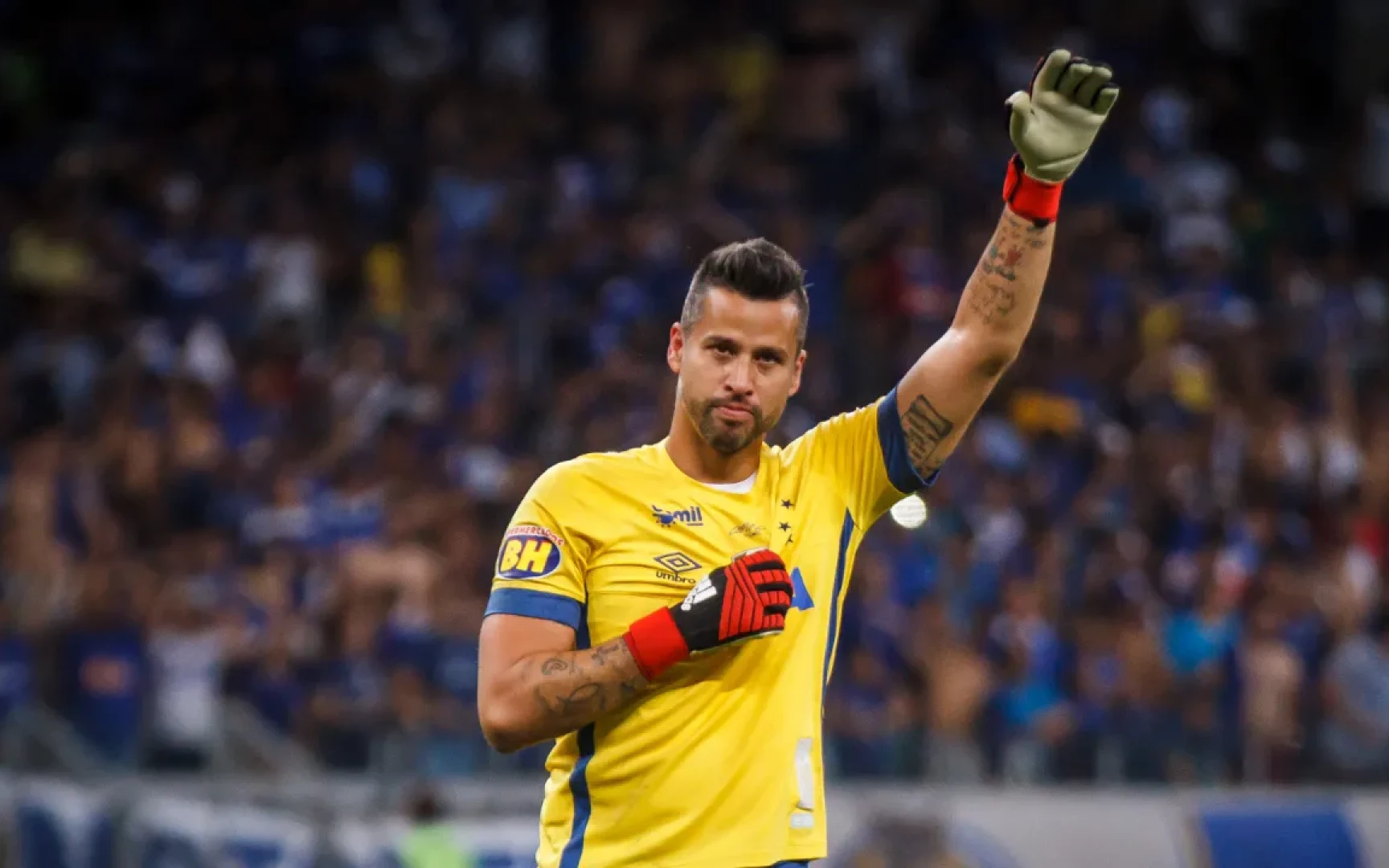 Железные люди футбола: Топ-7 игроков с наибольшим количеством матчей в истории