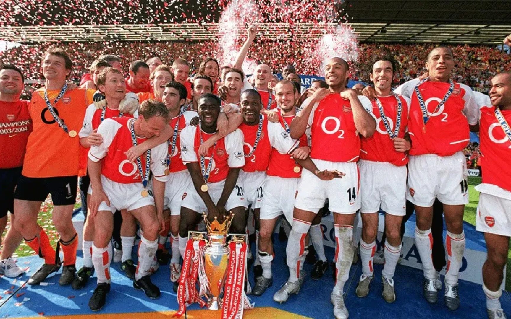 Золотой кубок Премьер-лиги: Как 12 ключевых игроков «Арсенала» сотворили историю сезона 2003/04