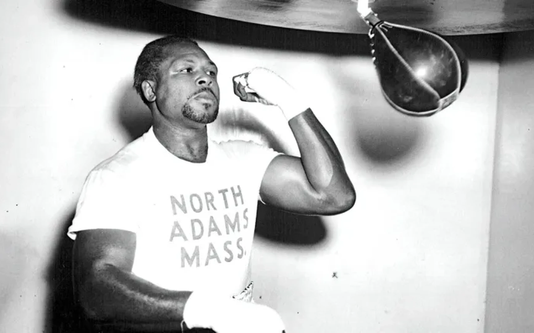 131 отправленный в спячку: Как дед по прозвищу «Старый Мангуст» установил самый безумный рекорд в истории бокса