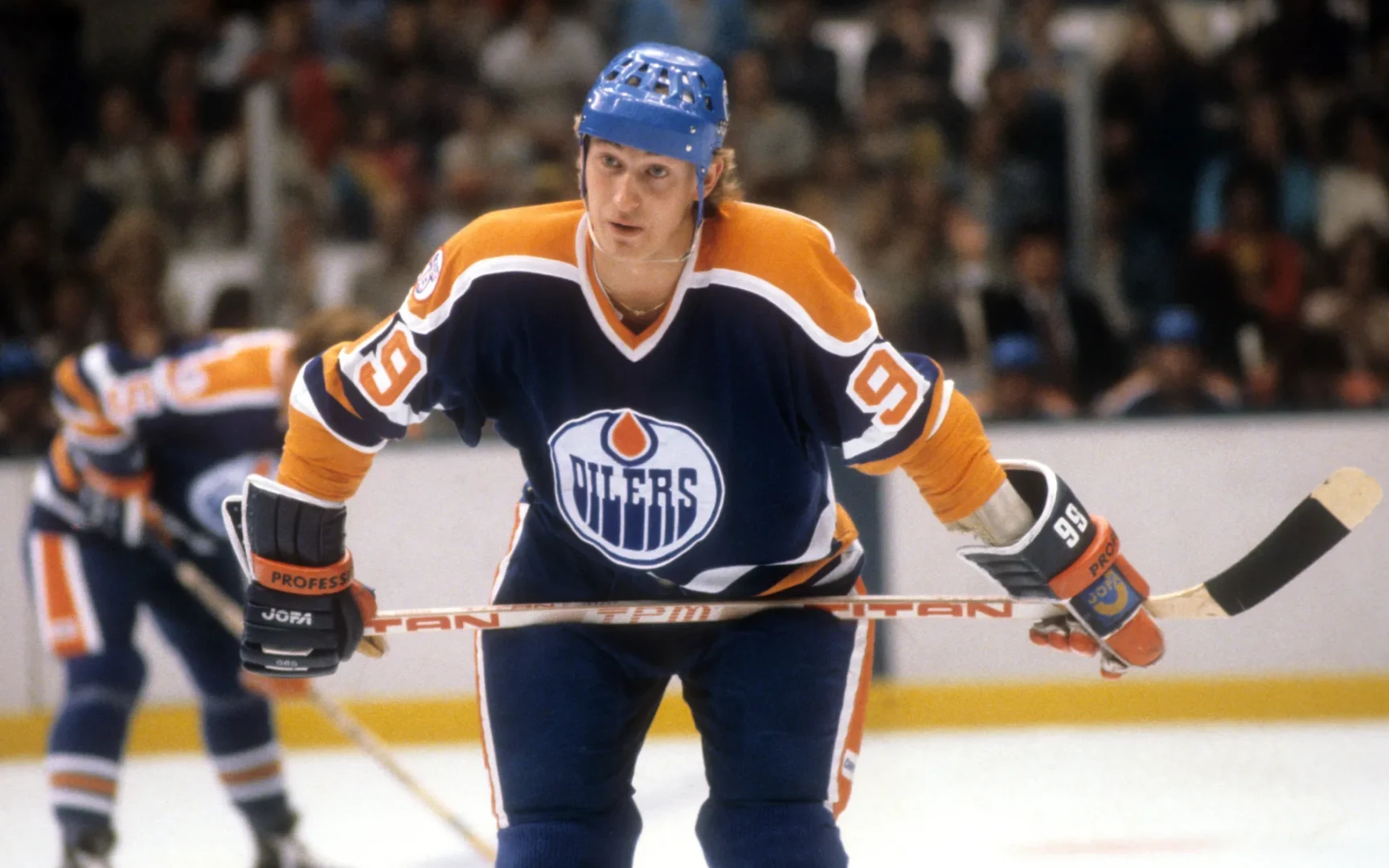 5 снайперов, забивших 50 голов за 50 матчей