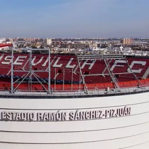 "«Севилья» намерена разрушить существующий стадион и возведение новой арены на вместимость 55 тысяч зрителей"