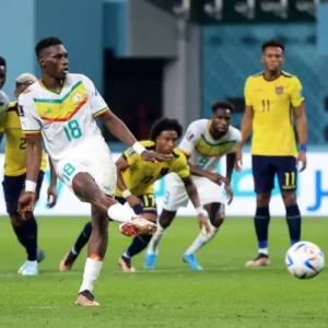 Сборная Сенегала обыграла Эквадор и вышла в плей-офф ЧМ-2022