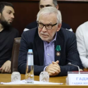 Гаджиев поделился своим мнением о возможном уходе Бердыева из махачкалинского "Динамо": все может произойти.