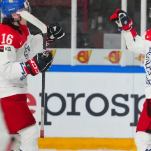 Чехия одержала убедительную победу над Норвегией в матче молодежного чемпионата мира по хоккею