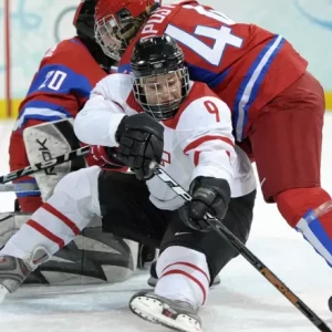 Хоккеистка сборной России рассказала, как ей было играть в маске