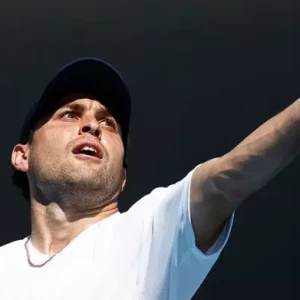 Кафельников оценил шансы Карацева выйти в полуфинал «Мастерса» в Мадриде