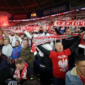 Белорусский болельщик заявил, что на него напали на матче в Польше из-за русской речи