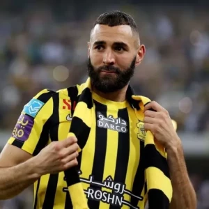 Бензема забил гол, который помог «Аль-Иттихаду» одержать разгромную победу над «Аль-Фейха» и выйти в четвертьфинал Кубка Короля.