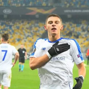 Защитник сборной Украины Миколенко близок к переходу в «Эвертон»
