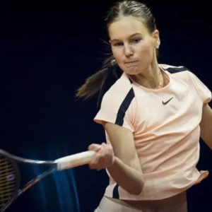 Игра Кудерметовой оценивается на "троечку", — говорит сама теннисистка.