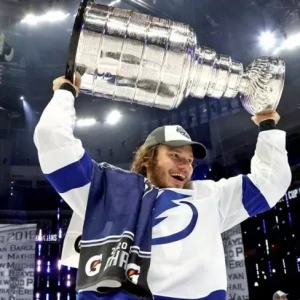 Россиянин из НХЛ вошел в список самых неудачных контрактов по версии The Hockey Writers