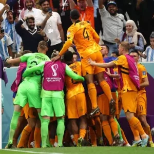 Нидерланды сравняли счет на последних секундах матча 1/4 финала ЧМ против Аргентины