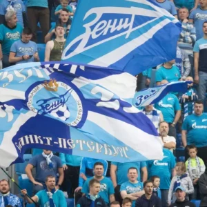 10 человек были задержаны на стадионе во время матча «Зенит» — «Ростов»