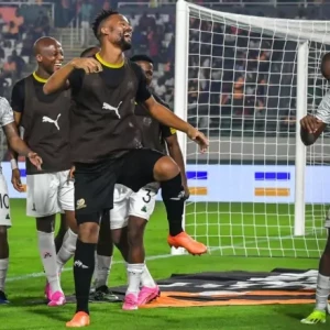 ЮАР победила Марокко в 1/8 финала Кубка Африки, Хакими не реализовал пенальти на 85-й минуте.
