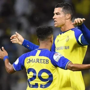 "«Аль-Наср» одержал победу над «Аль-Ахли» на своем поле, забив семь голов в общей сложности"