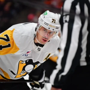 Малкин забил решающий гол, принеся «Питтсбургу» волевую победу над «Лос-Анджелесом» в матче НХЛ