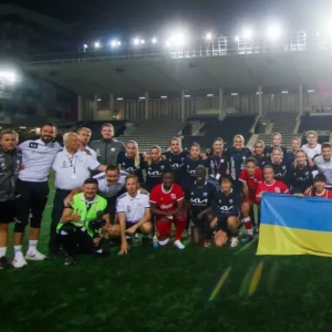 Журналист Болотников: два сотрудника женского футбольного клуба "Кривбасс" не вернулись на Украину после матчей Лиги Чемпионов.