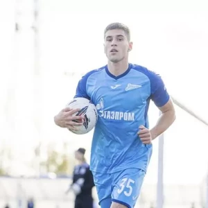 Футболист академии «Зенита» перешел в аренду в «Шинник»