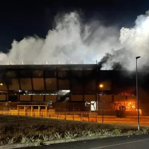 Фанаты итальянского клуба «Фоджия» сожгли стадион команды-соперника после поражения