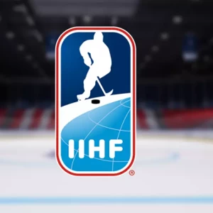 В IIHF проведут расследование по поводу высадки сборных России и Чехии из самолёта