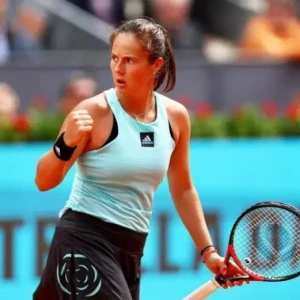 Касаткина проиграла Остапенко в 1/8 финала турнира в Риме