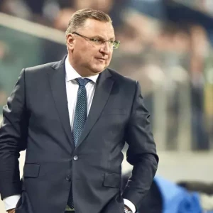 Бывший главный тренер «Легии» Чеслав Михневич возглавил сборную Польши, которая сыграет с Россией в стыках ЧМ-2022