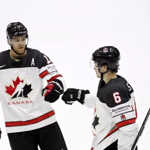 Сборная Канады в непростом поединке обыграла команду Казахстана на чемпионате мира по хоккею