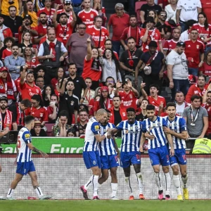 Порту одолел Бенфику в матче чемпионата Португалии