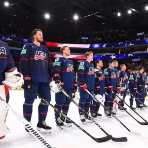Сборная США победила Чехию и пробилась в 1/2 финала ЧМ по хоккею