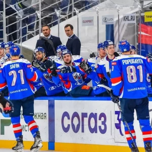 «Лада» одержала победу над «Авангардом» в хоккейном матче КХЛ