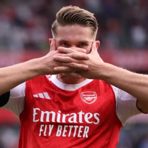 Дебютные мячи Дьёкереша принесли "Арсеналу" победу над "Лидсом" в матче АПЛ