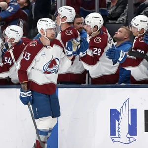 Дубль Ничушкина принес «Колорадо» победу над «Коламбусом» в матче НХЛ