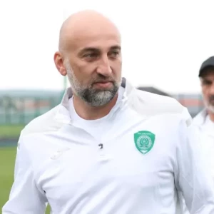 ФК "Ахмат" продлил контракт с главным тренером Адиевым на три года