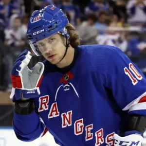 Панарин обошёл Кучерова в списке лучших российских ассистентов в истории НХЛ