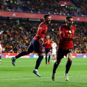 Гол Кварацхелии не помог сборной Грузии избежать поражения в матче с Испанией в отборочном турнире Евро-2024.