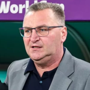 Михневич покинул пост главного тренера сборной Польши. Специалист проработал 11 месяцев