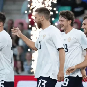 По мнению Гершковича, проведение турнира между сборной России, молодежной командой и легионерами - отличная идея.