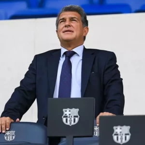 Лапорта отодвинул на второй план новые контракты лидеров «Барселоны» ради подписания Месси
