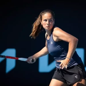 Касаткина сохранила место в топ-10 рейтинга, Павлюченкова выпала из топ-100