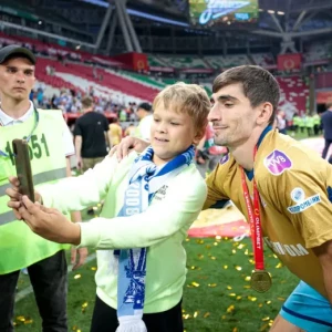 Игорь Семшов: Бакаев не прошел самый успешный период в карьере в «Зените»