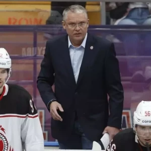 Руководитель клуба "Витязь" признал недочет в выборе главного тренера на начало сезона КХЛ.