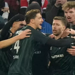Поражение Баварии Мюнхен 0-1 от Вердера Бремена: команда Томаса Тухеля потерпела второе поражение в Бундеслиге и остается на семи очках от лидерства.